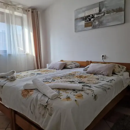 Apartman Paradise *
