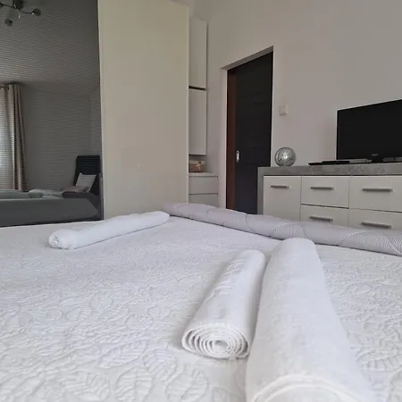 Paradise Lägenhet Pula