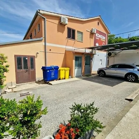 Apartment Nova Pula